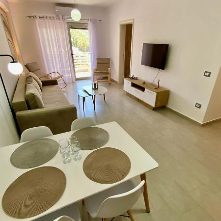 Sunlit 594 Apartment Durres Bagian luar foto