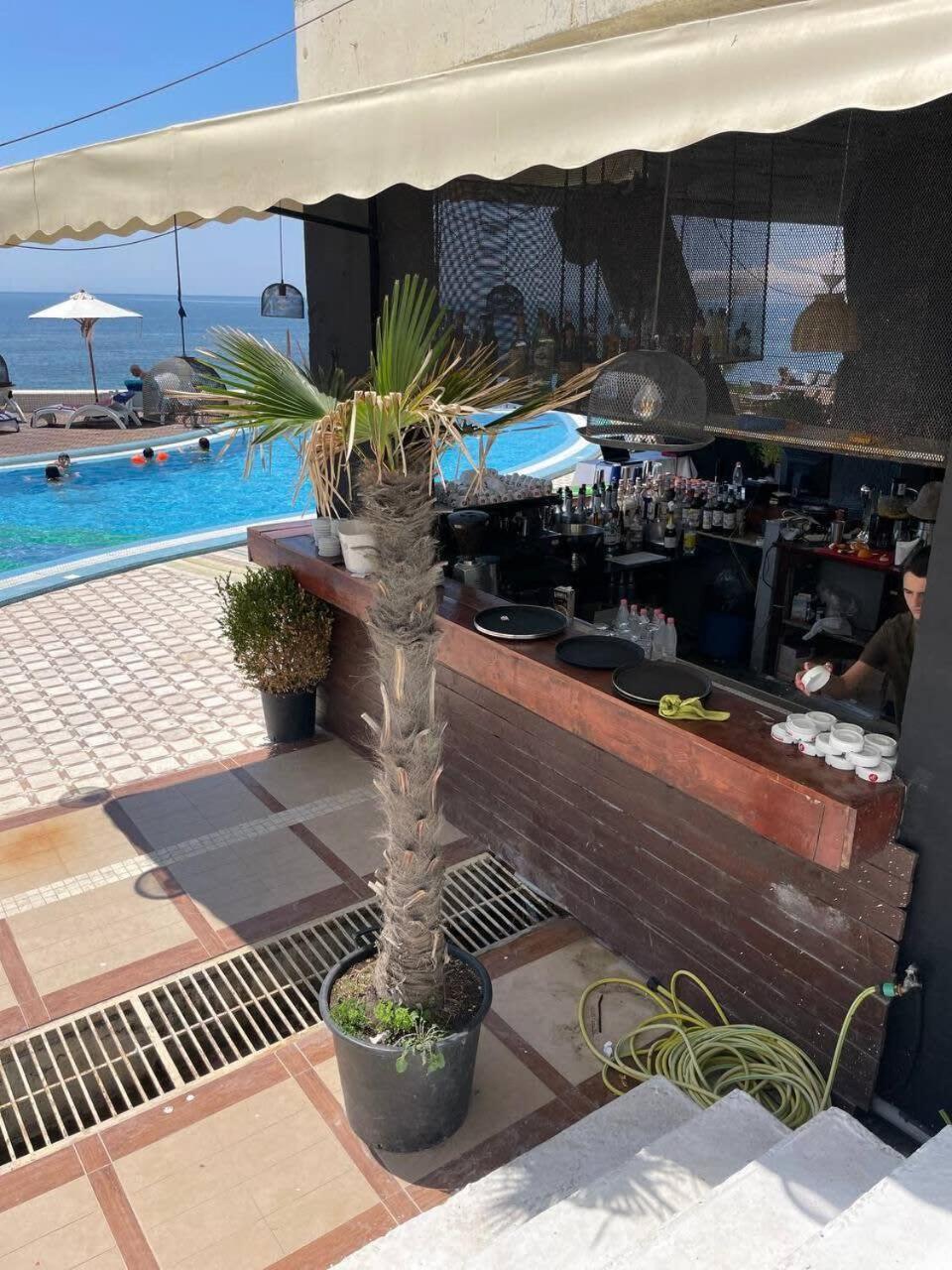 Sunlit 594 Apartment Durres Bagian luar foto